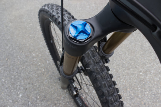 Transition - Sentinel Carbon Complete XO1 - Ti Grey