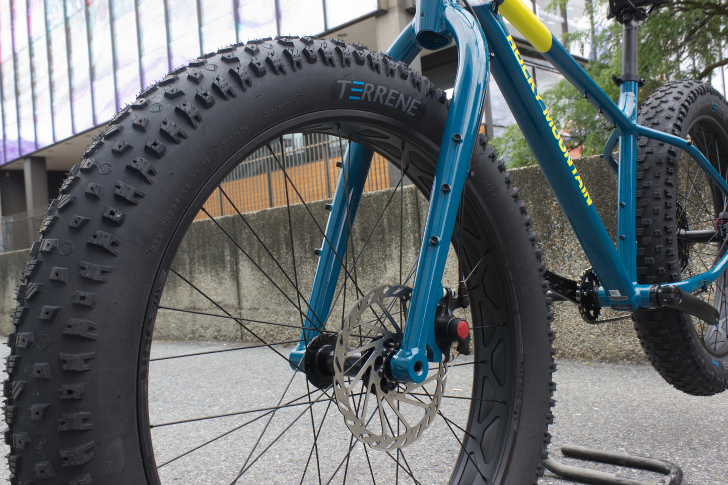 Rocky Mountain Bikes - Blizzard Alloy 10 - Blue/Yellow