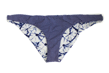 Carve Designs - Sanitas Reversible Bottom - Anchor Chevron/Baha