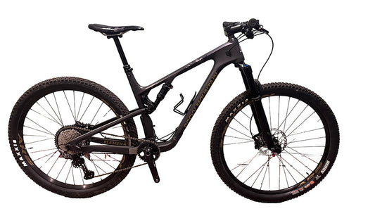 Demo Element C70 - Raw/Gold