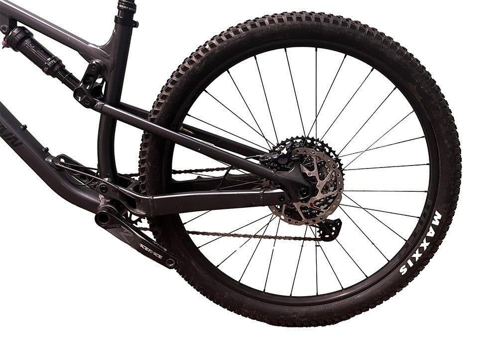 Demo Element Alloy 50 - Grey/Black