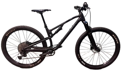 Demo Element Alloy 50 - Grey/Black