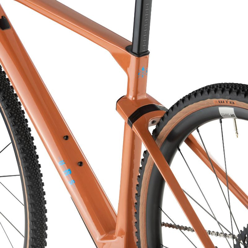 BMC - URS 01 Three - sce/blu/wht