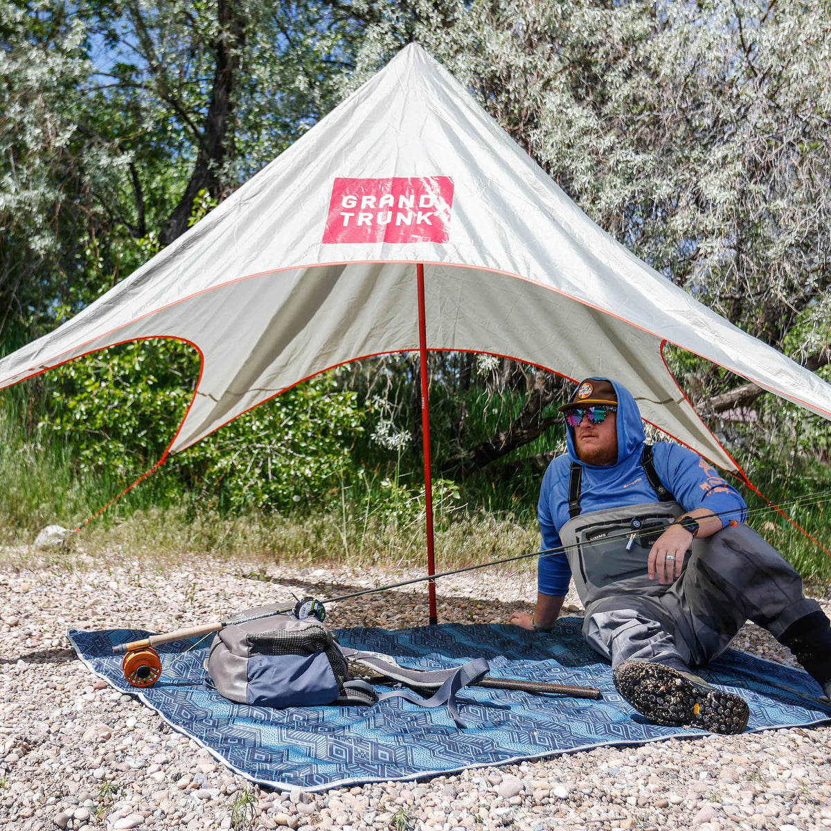 Grand Trunk - ShadeCaster 2 Person Sunshade - Dune