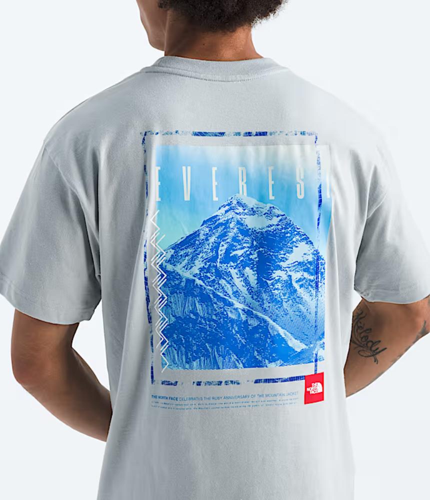 The North Face - Short Sleeve Red Box Everest Heavyweight Tee - Men's - High Rise Grey