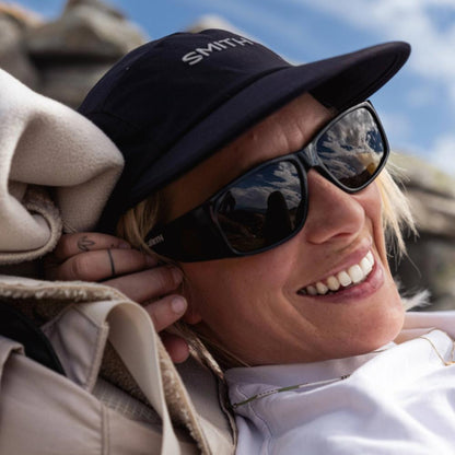 Smith - Monroe Peak - Matte Black; ChromaPop Polarized Gray Green