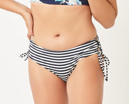 Carve Designs - Mustique Reversible Bottom - Brigitte/Lilac