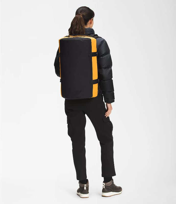 The North Face - Base Camp Duffel S - Summit Gold/TNF Black-NPF