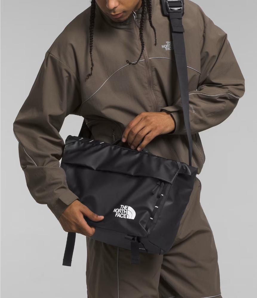 The North Face - Base Camp Voyager Messenger