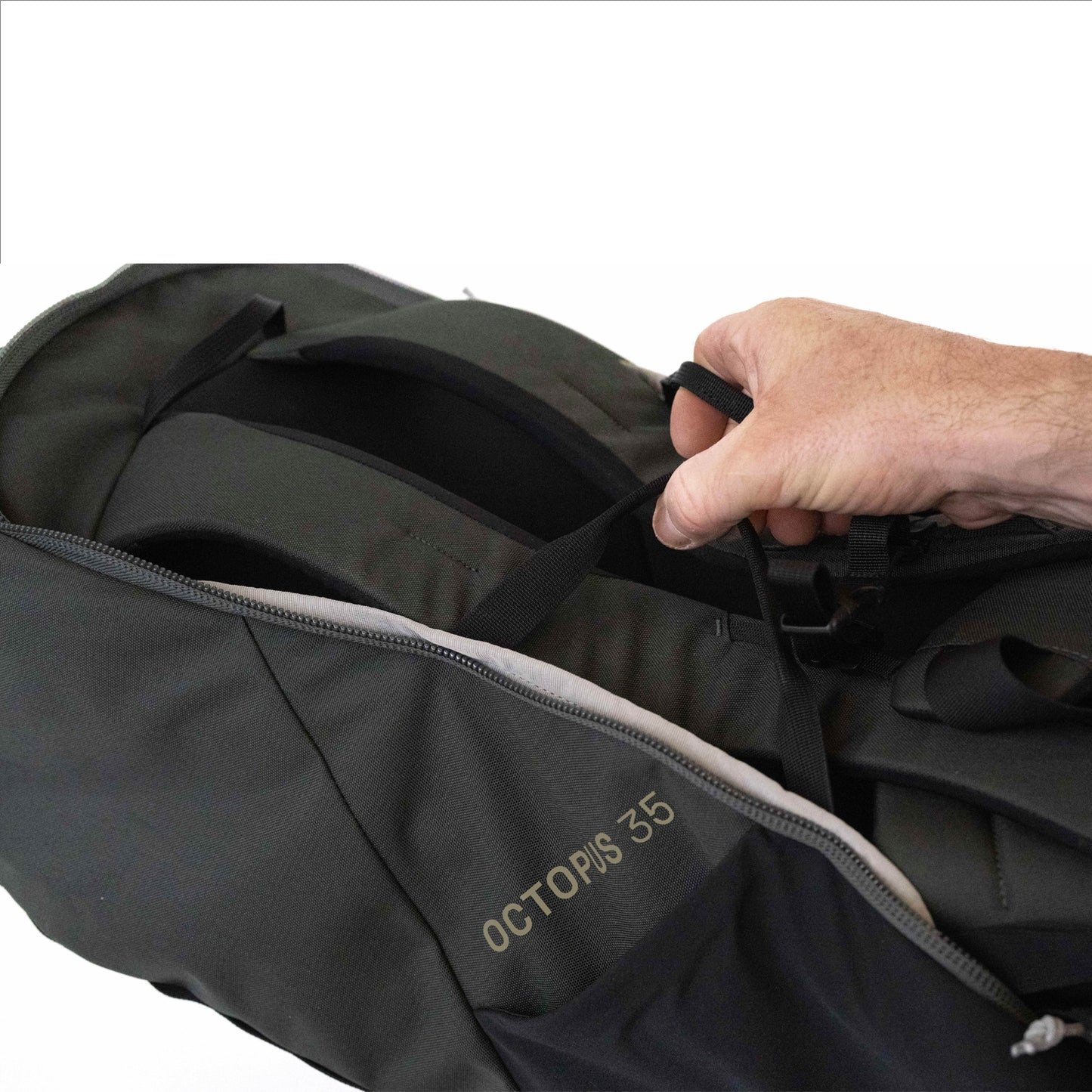 Blue Ice - Octopus 35L Pack - Shadow