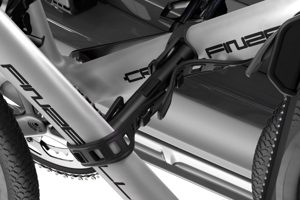 Thule - Outway Hanging 3 Bike Rack - Silver/Black