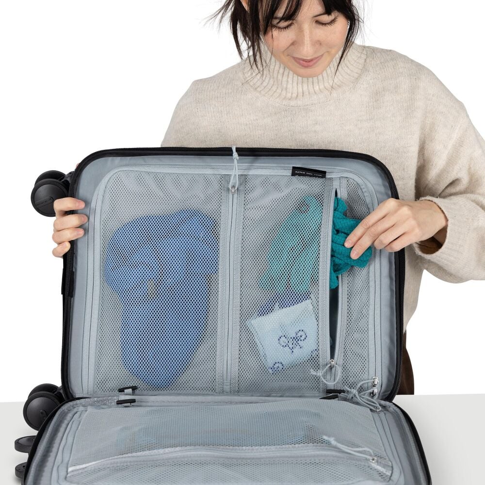 Osprey - Ozone Hardside Expandable Carry-On Luggage 22"/34+10L - Moody Burgundy