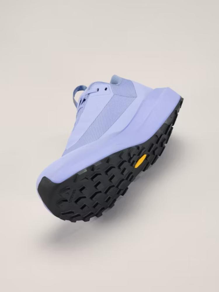 Arc'teryx - Norvan LD 4 GTX - Women's - Moonstone/Moonstone