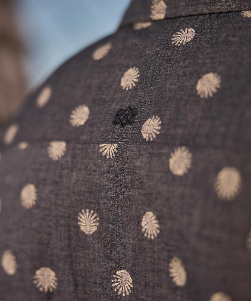 Sherpa - Newar Peacock Short Sleeve Shirt - Peetho