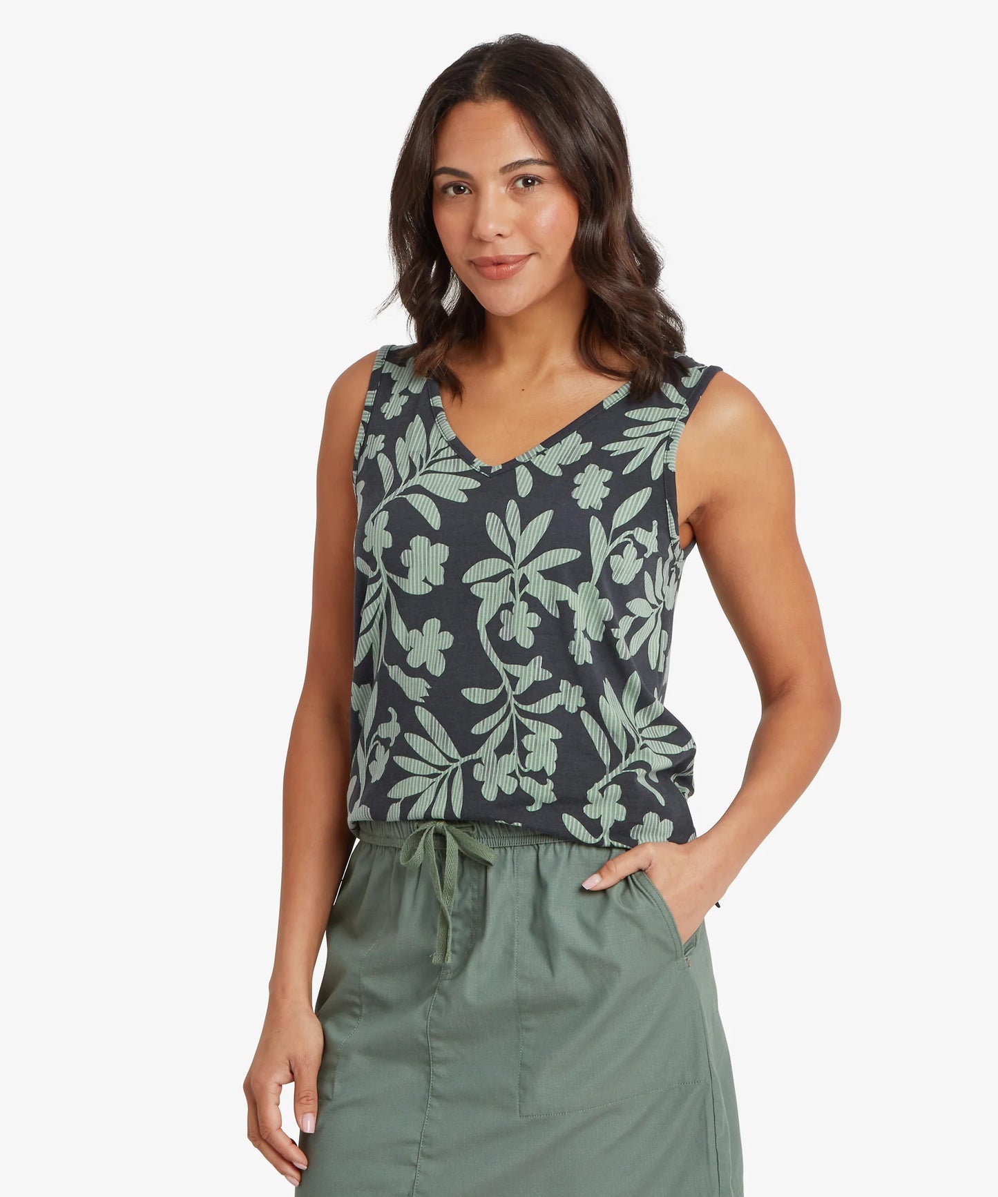 Sherpa - Neha V-Neck Tank - Black Gurans