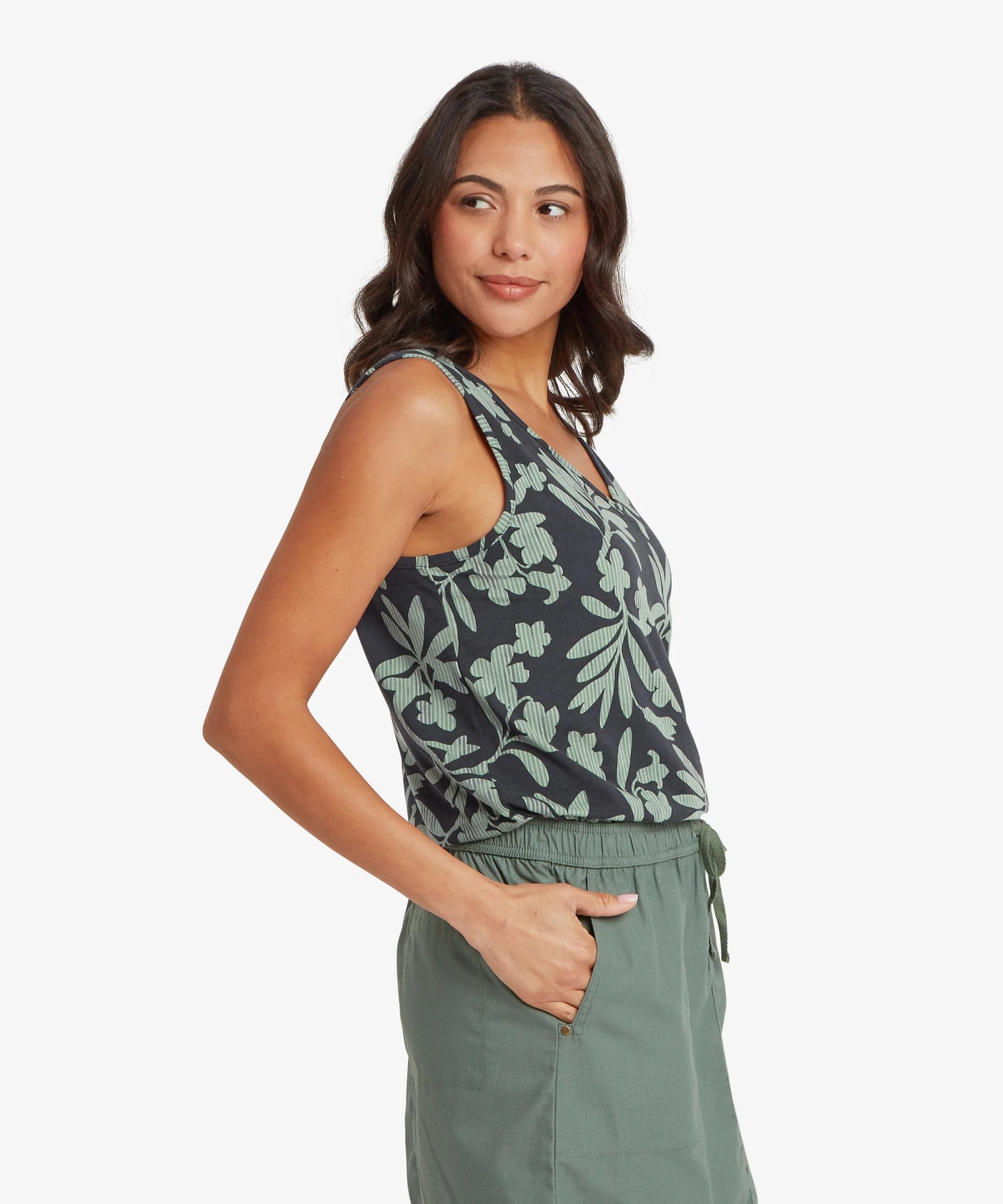 Sherpa - Neha V-Neck Tank - Black Gurans