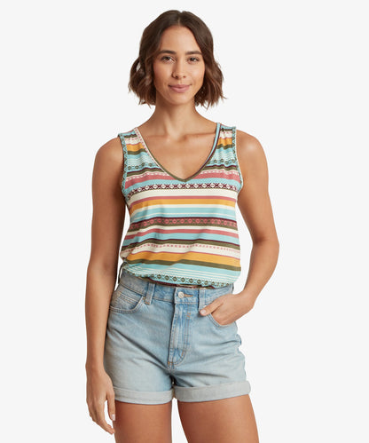 Sherpa - Neha V-Neck Tank - Evergreen Indreni