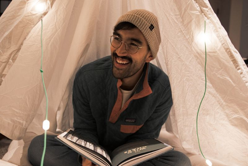 MPowered - Luci Portable Solar String Lights + Power Hub