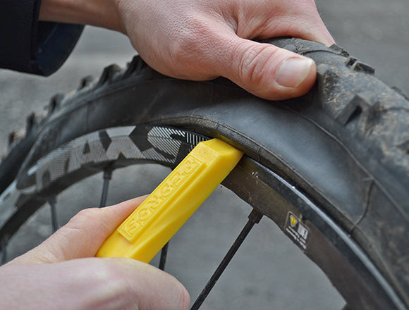 Pedros - Tire Lever - Anniversary Yellow / Black