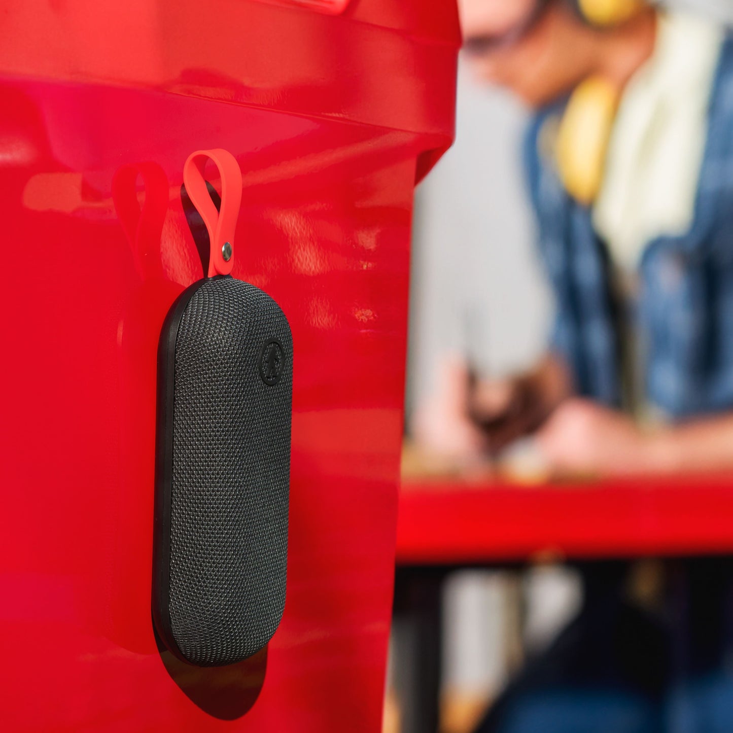 Bolt - Magnetic Water Resistant Bluetooth Speaker